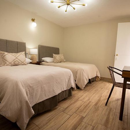 In & Out Hotel (Adults Only) Guatemala City Екстериор снимка