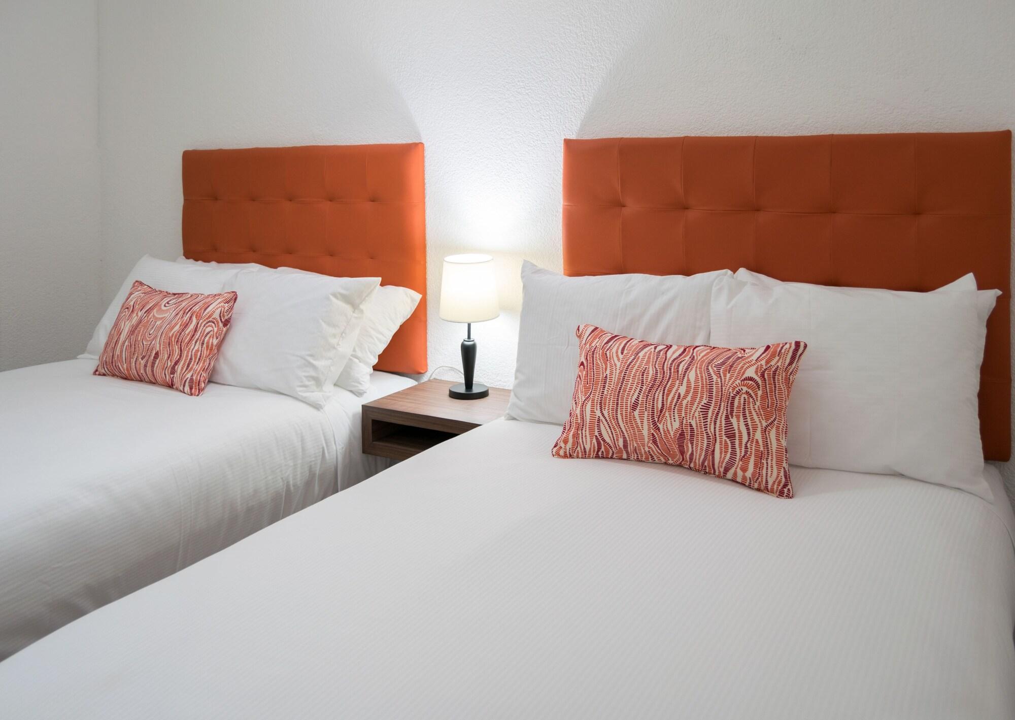 In & Out Hotel (Adults Only) Guatemala City Екстериор снимка