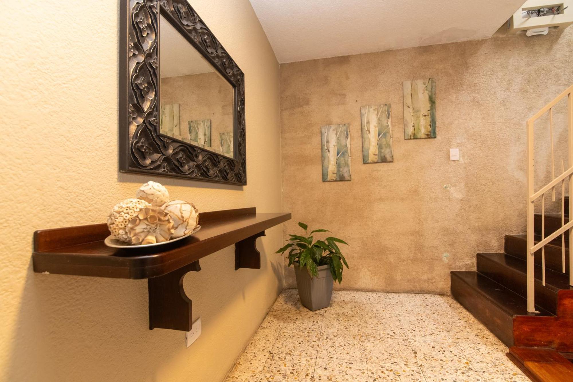In & Out Hotel (Adults Only) Guatemala City Екстериор снимка