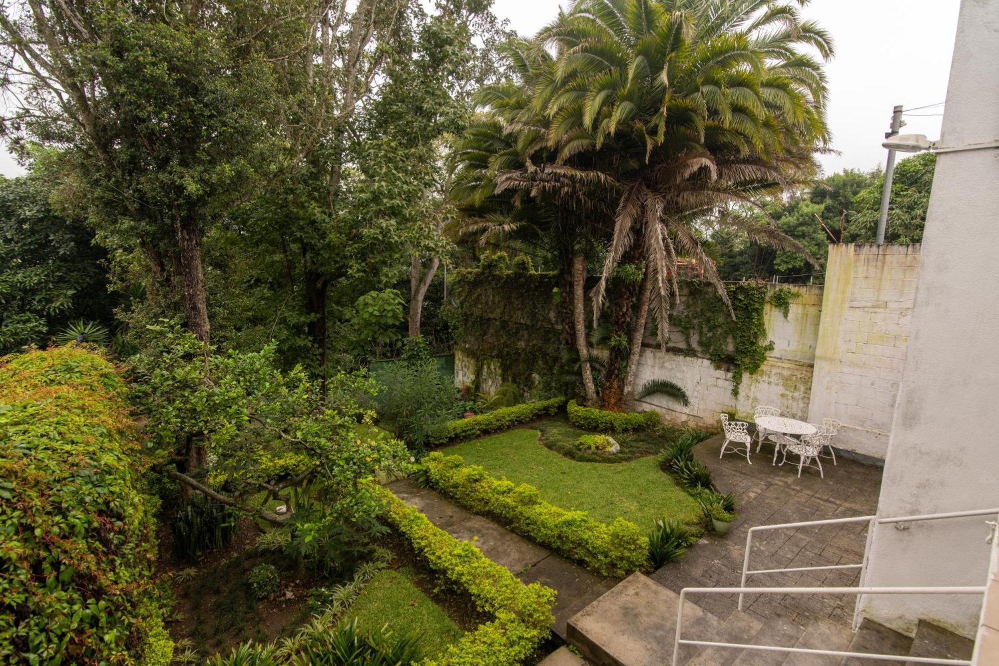 In & Out Hotel (Adults Only) Guatemala City Екстериор снимка