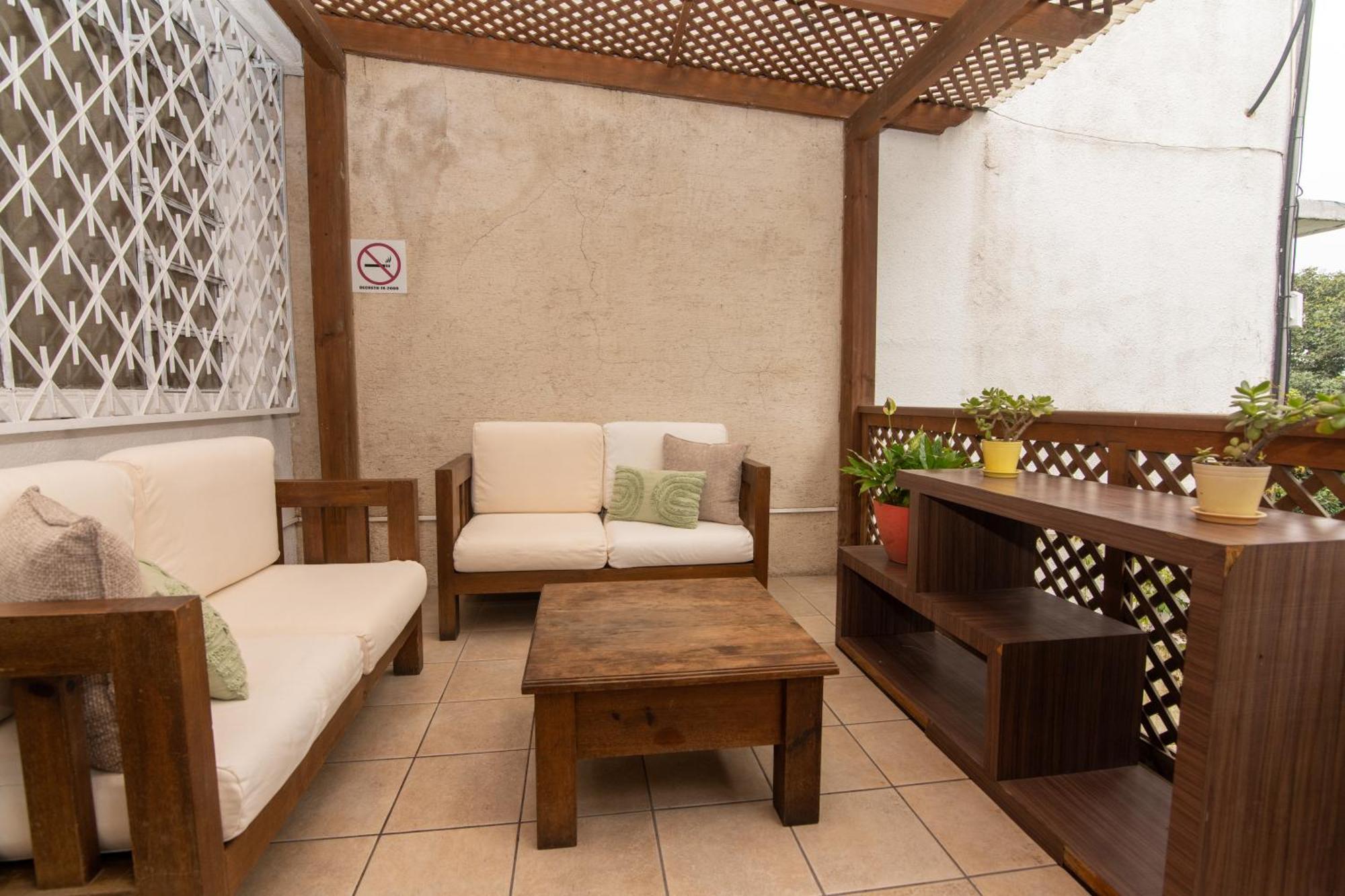 In & Out Hotel (Adults Only) Guatemala City Екстериор снимка